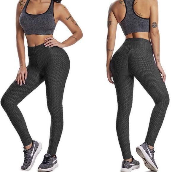 Scrunched Booty Workout Leggings - Picture 2 of 4